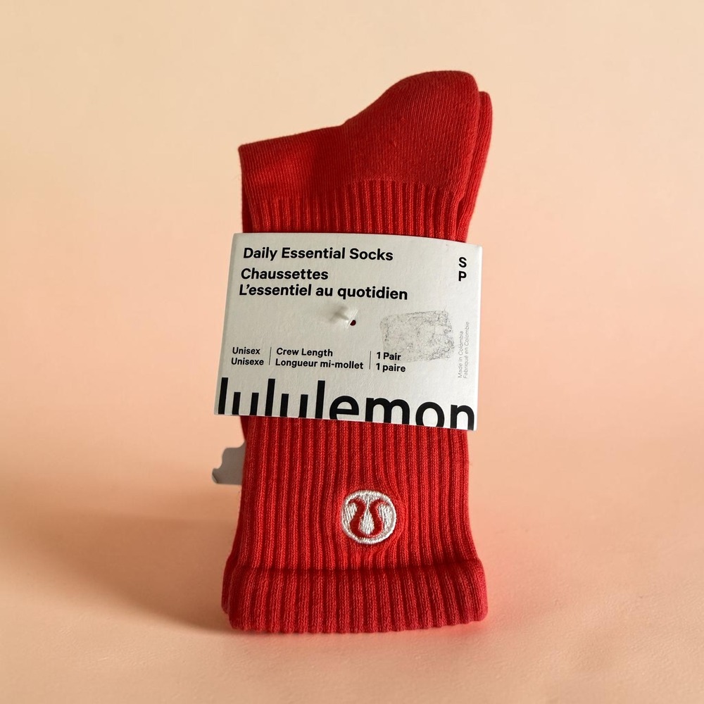Lululemon Daily Essential Crew Socks Solar Orange SBTZ Unisex Size S Small NWT